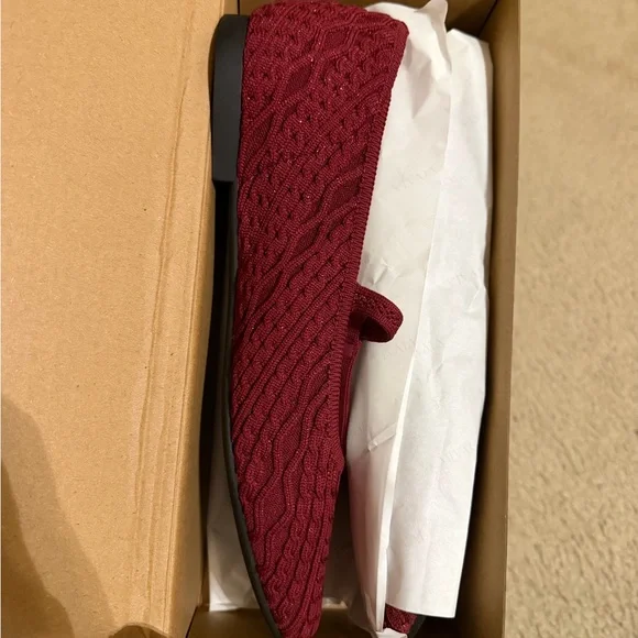 NEW! Vivaia Bordeaux metallic cable flats. 40.5 - Picture 2 of 5